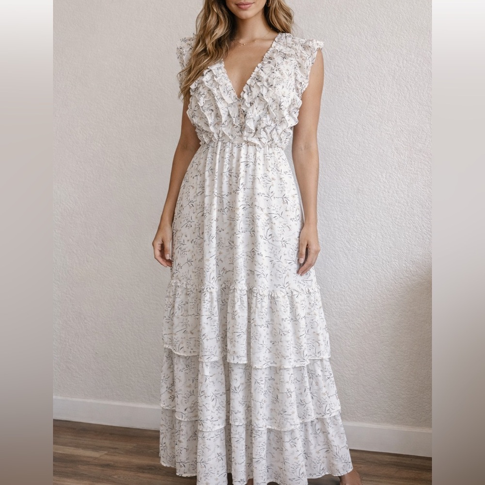 Storia White Floral Ruffle Maxi Dress – Romantic Tiered Spring Dress 🌿✨